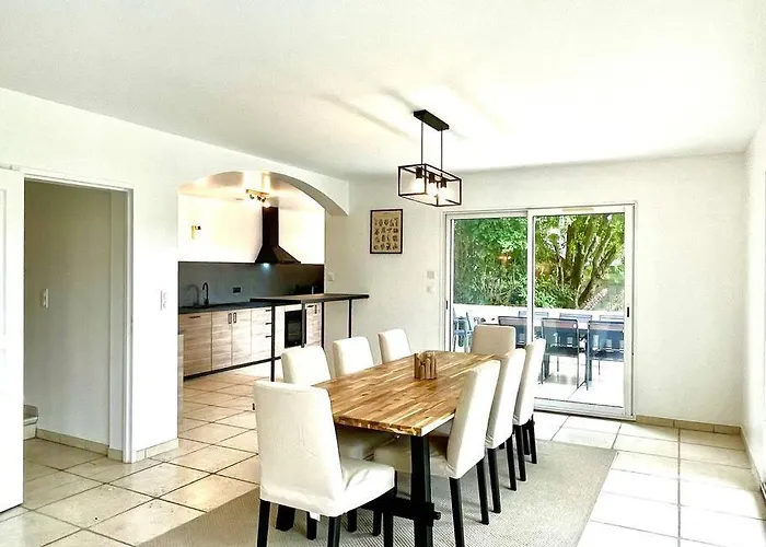 Charmante Pour 10 Personnes *