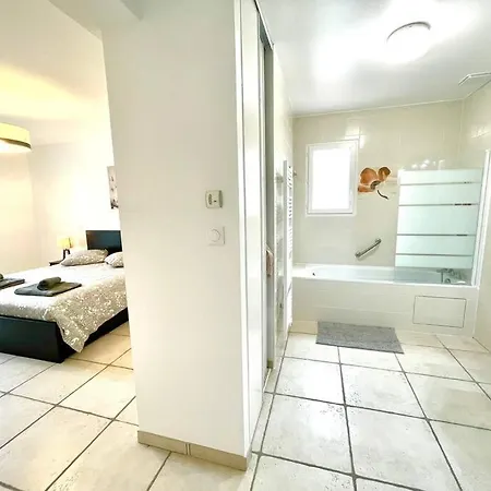 Charmante Pour 10 Personnes Villa *